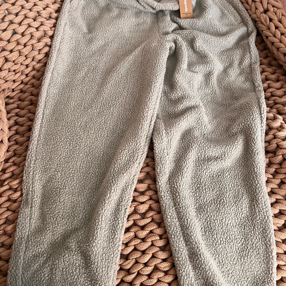 Patagonia Gray Sherpa Fleece Pullover
